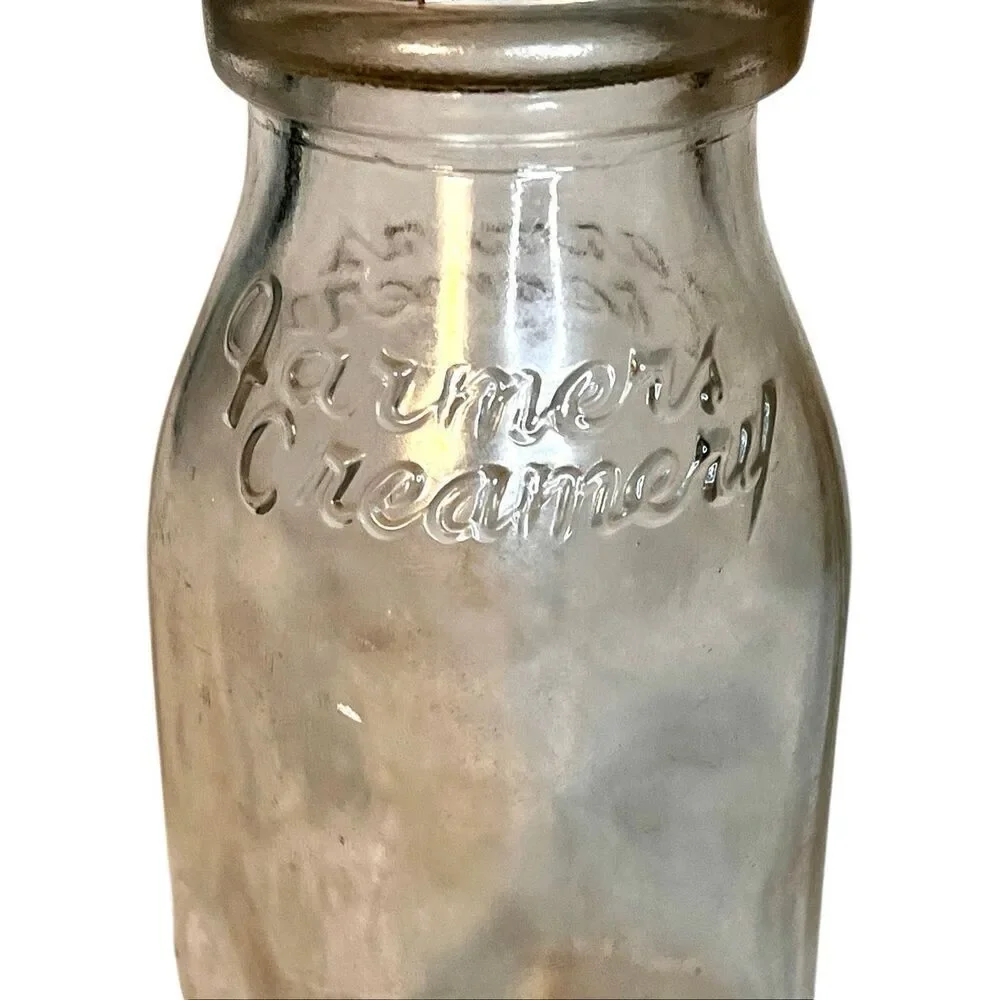 “Farmers Creamery